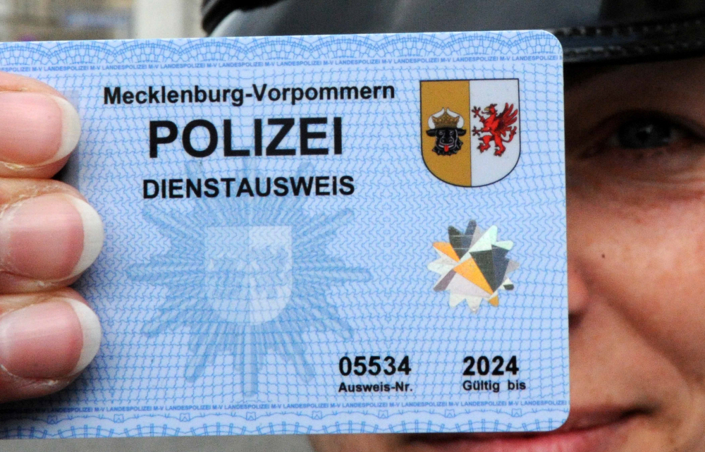Falscher Polizist unterwegs | dieschweriner.de